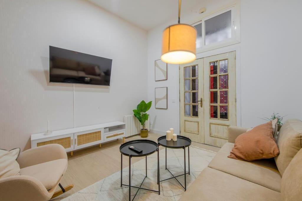 Luxury Apartment In The Center Мадрид Экстерьер фото